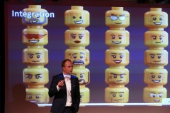Nico Lüdemann erläutert den integrativen Ansatz von Gamification in der Organisationsentwicklung