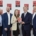 bluecue ist TOP CONSULTANT 2024 - Torben Volkmann, Frederik Hanke, Johanna Möller und Nico Lüdemann mit Bundespräsident a.D. Christian Wulff (Foto: KD Busch / compamedia)